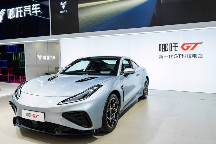 佛山南海区元浪展企业管理咨询哪吒汽车在智能汽车领域的表现，领途汽车在新能源汽车市场中的影响力